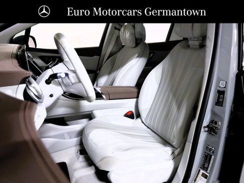 Used 2023 Mercedes-Benz EQS 450+ 4MATIC SUV image 32