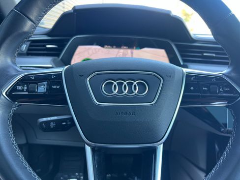 Used 2024 Audi Q8 e-tron Prestige AWD/4WD image 24