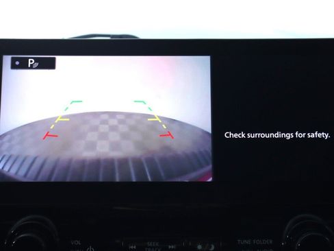 Used 2021 Nissan Armada SV image 20