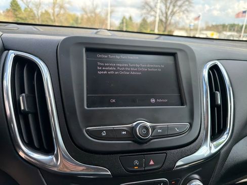 Used 2023 Chevrolet Equinox LT FWD image 17
