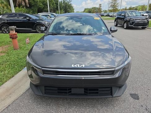 Certified 2025 Kia K4 FWD image 2