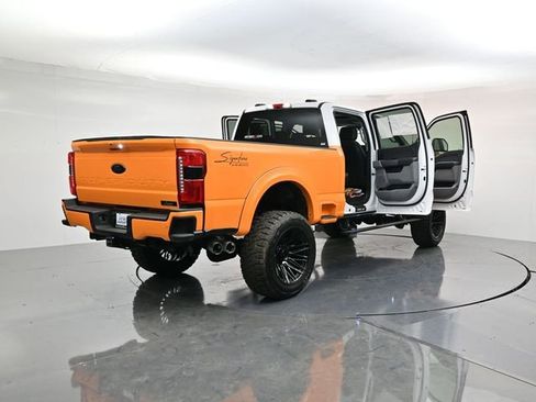 New 2025 Ford F250 XLT w/ Black Appearance Package image 47