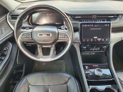Used 2021 Jeep Grand Cherokee L Limited AWD/4WD image 27