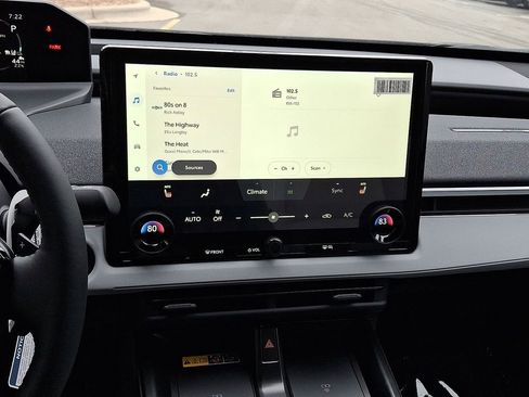 New 2026 Subaru Solterra Premium image 16