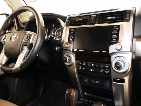 Used 2021 Toyota 4Runner Limited image 48