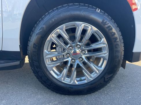 Used 2021 GMC Yukon SLT w/ SLT Luxury Plus Package image 37
