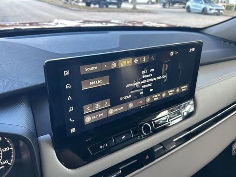 New 2026 Mitsubishi Outlander SE image 7