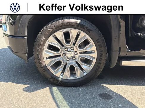 Used 2021 GMC Sierra 1500 Denali w/ Denali Ultimate Package AWD/4WD image 27
