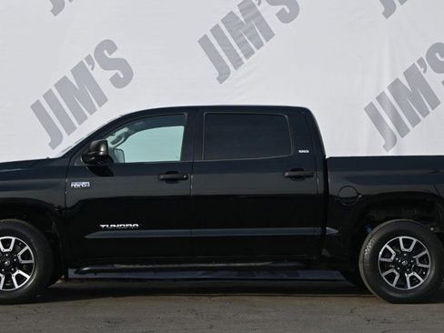 Used 2017 Toyota Tundra SR5 w/ TRD Off Road Package image 6
