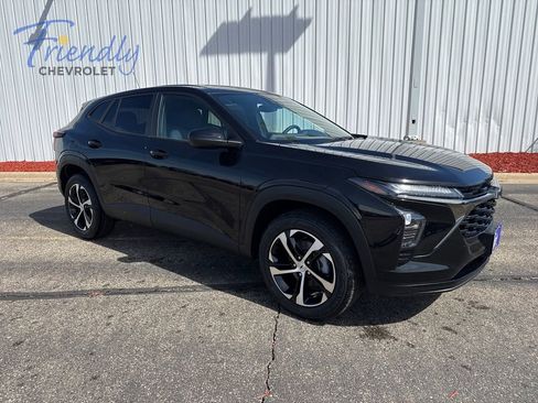 New 2026 Chevrolet Trax RS FWD image 5