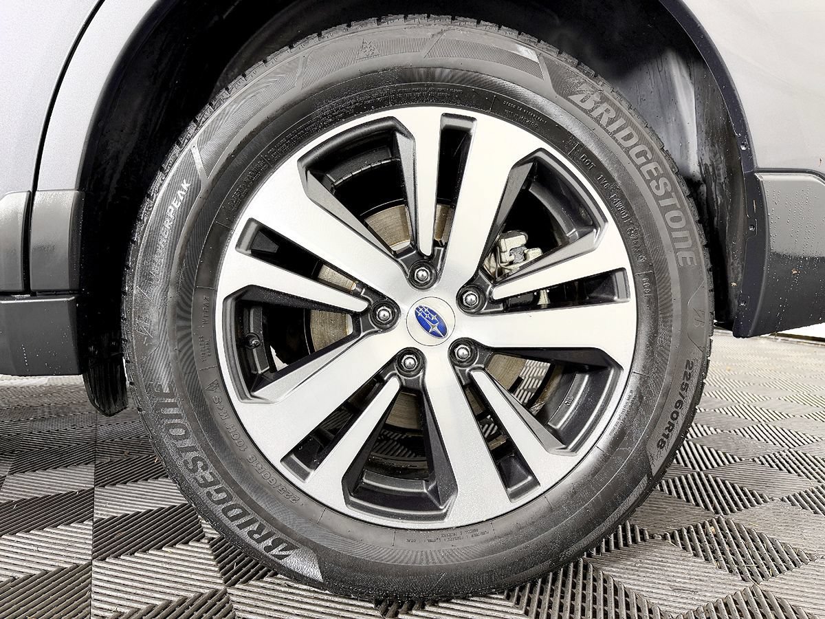 Used 2019 Subaru Outback 3.6R Limited AWD/4WD image 26