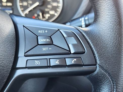 Used 2025 Nissan Sentra S image 19