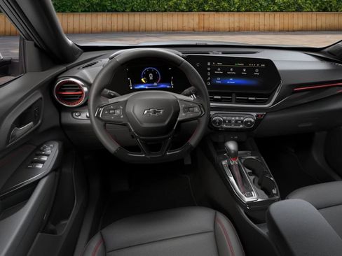 New 2026 Chevrolet Trax RS w/ Driver Confidence Package FWD image 5