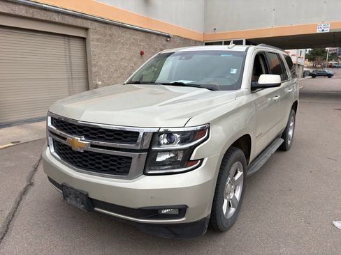 Used 2016 Chevrolet Tahoe LT image 3