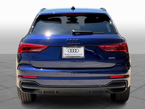New 2025 Audi Q3 2.0T Premium image 4
