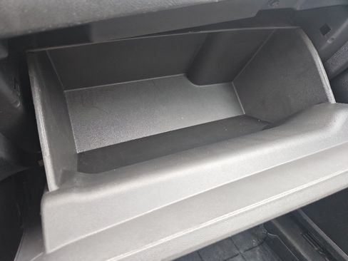Used 2024 Chevrolet Equinox LT FWD image 28