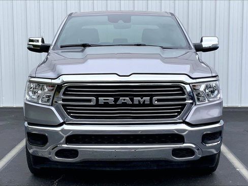 Used 2024 RAM 1500 Laramie AWD/4WD image 3