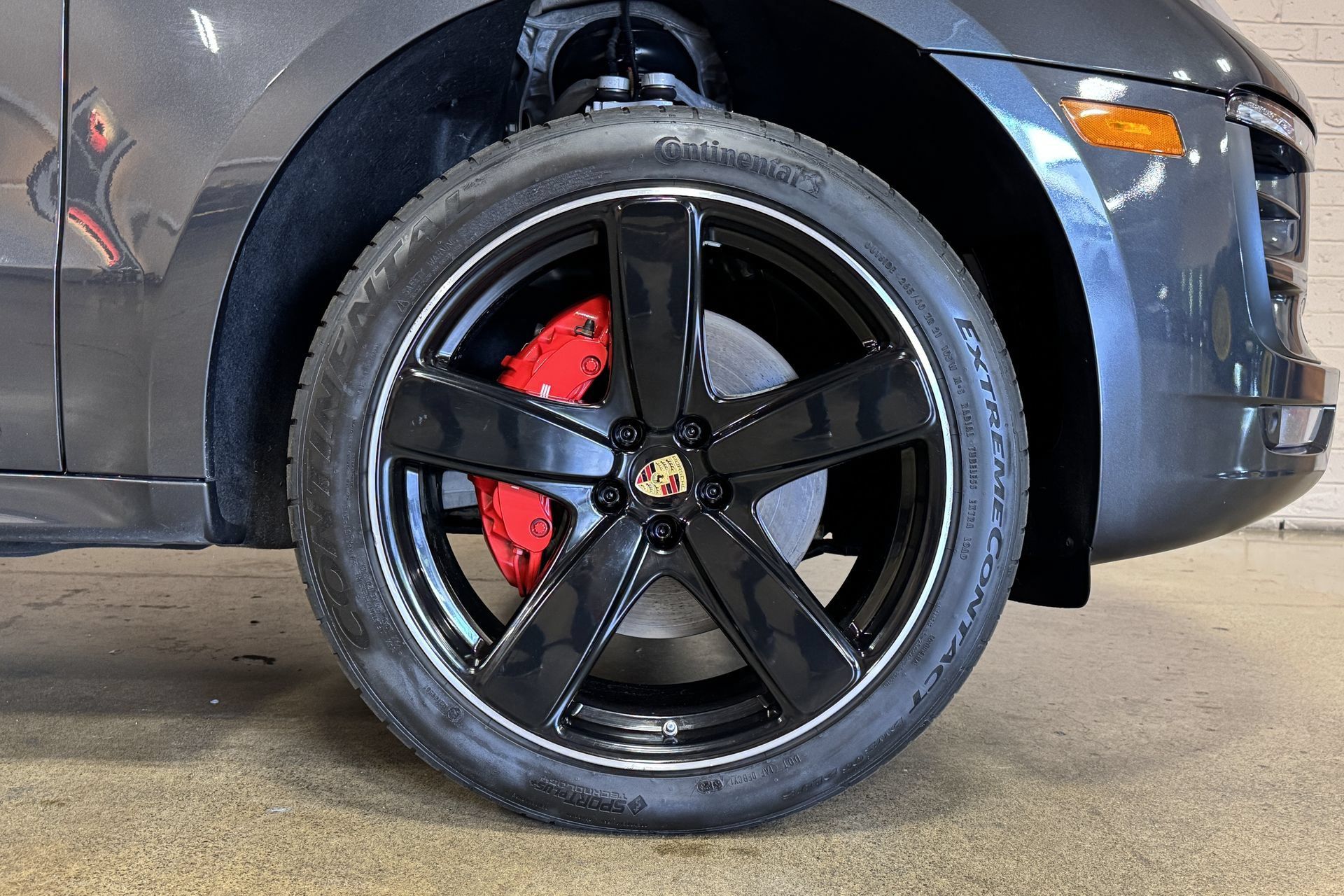 Used 2018 Porsche Macan GTS AWD/4WD image 15