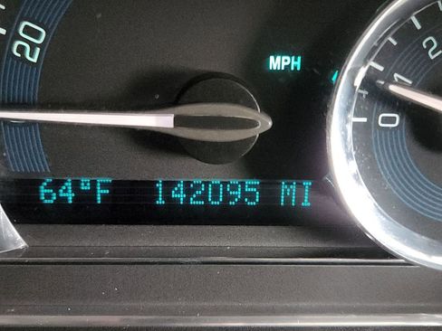 Used 2011 Chevrolet HHR LT image 26