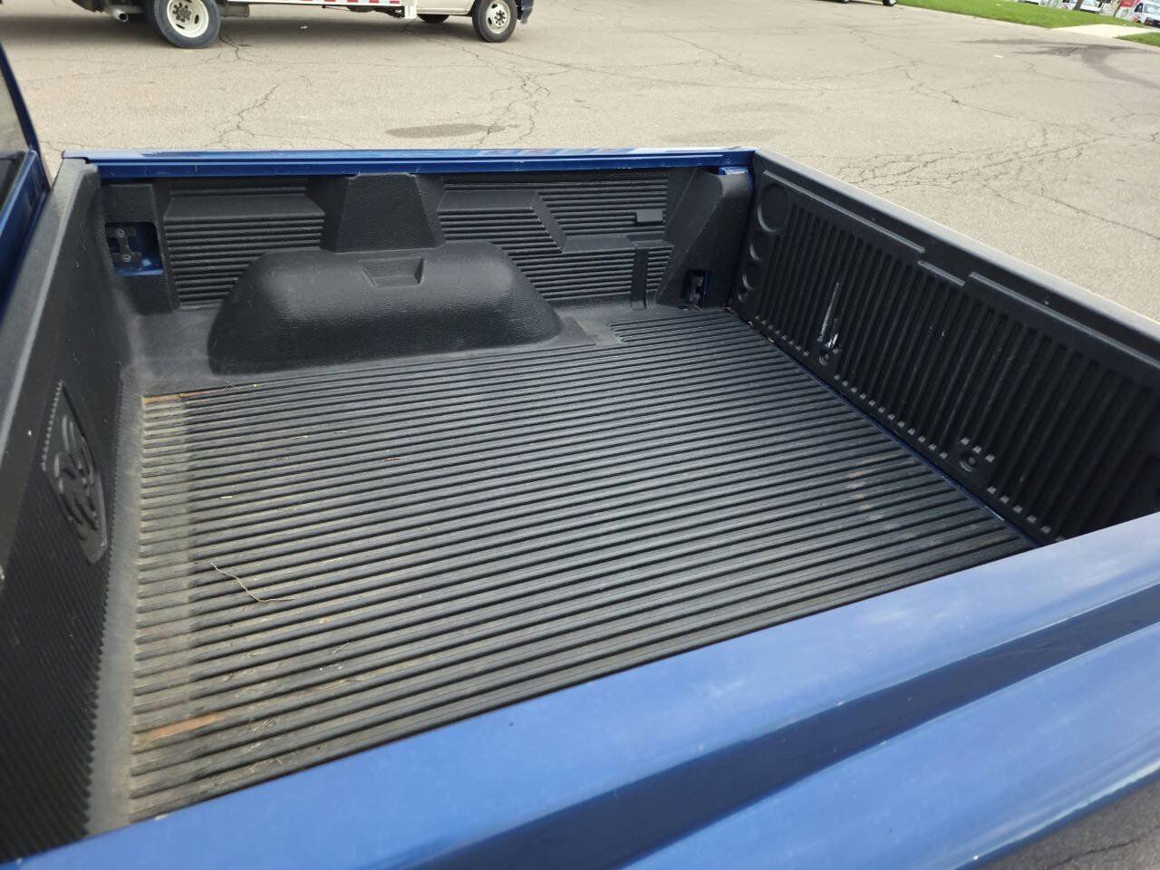 Used 2009 Dodge Dakota ST w/ Exterior Appearance Group RWD image 14
