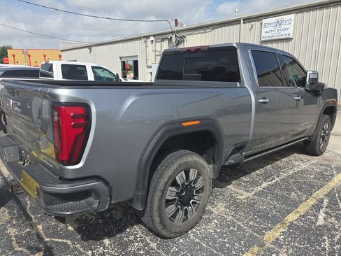 Certified 2024 GMC Sierra 2500 Denali w/ Denali Reserve Package AWD/4WD image 2
