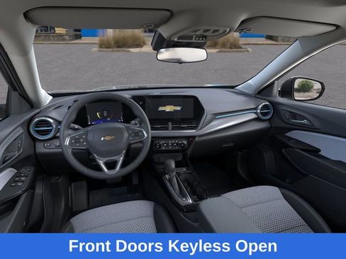 New 2026 Chevrolet Trax LT w/ Sunroof Package image 16