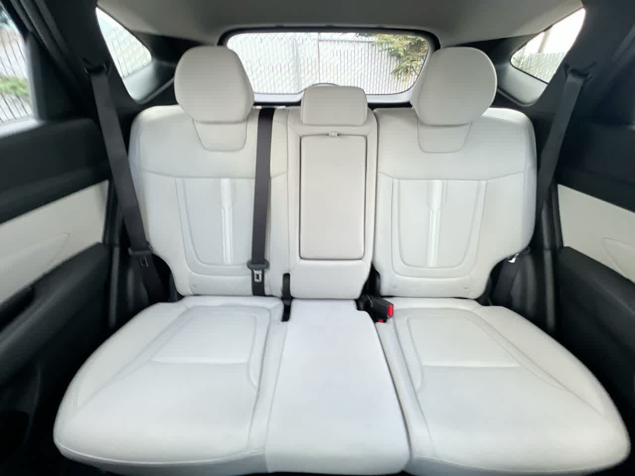 Used 2025 Hyundai Tucson SEL AWD/4WD image 23