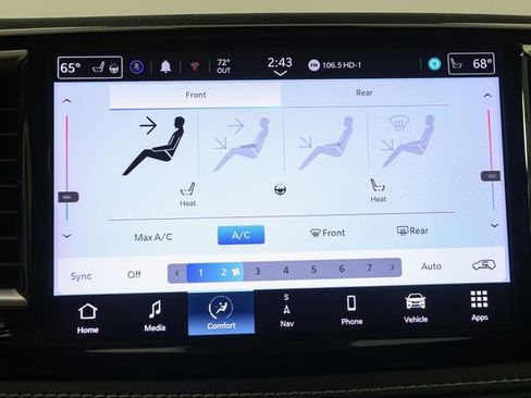 Used 2022 Chrysler Pacifica Touring-L w/ Uconnect Theater Family Group AWD/4WD image 26