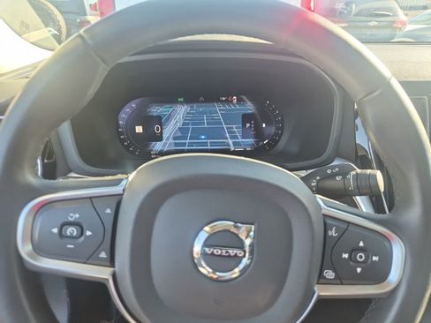 Used 2024 Volvo S60 B5 Core image 6