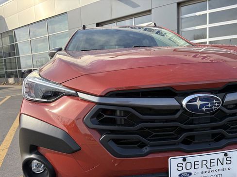 Used 2024 Subaru Crosstrek 2.0i Premium w/ Crosstrek Mirror Package image 24