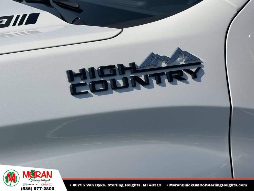 Certified 2024 Chevrolet Silverado 1500 High Country w/ Z71 Off-Road Package AWD/4WD image 9