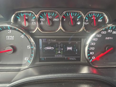 Used 2017 Chevrolet Silverado 1500 LT w/ All Star Edition AWD/4WD image 10