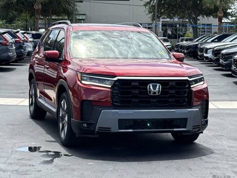 New 2026 Honda Pilot Elite image 2