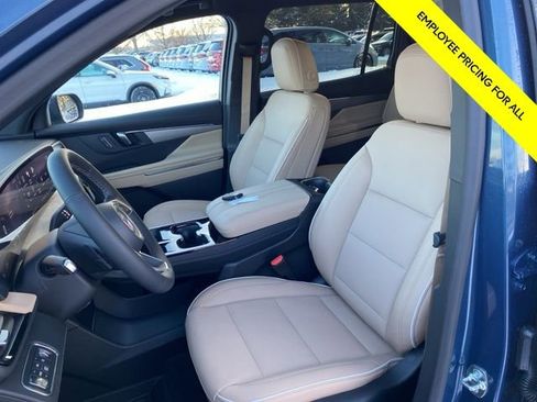 New 2025 Buick Enclave Preferred w/ LPO, Floor Liner Package image 16