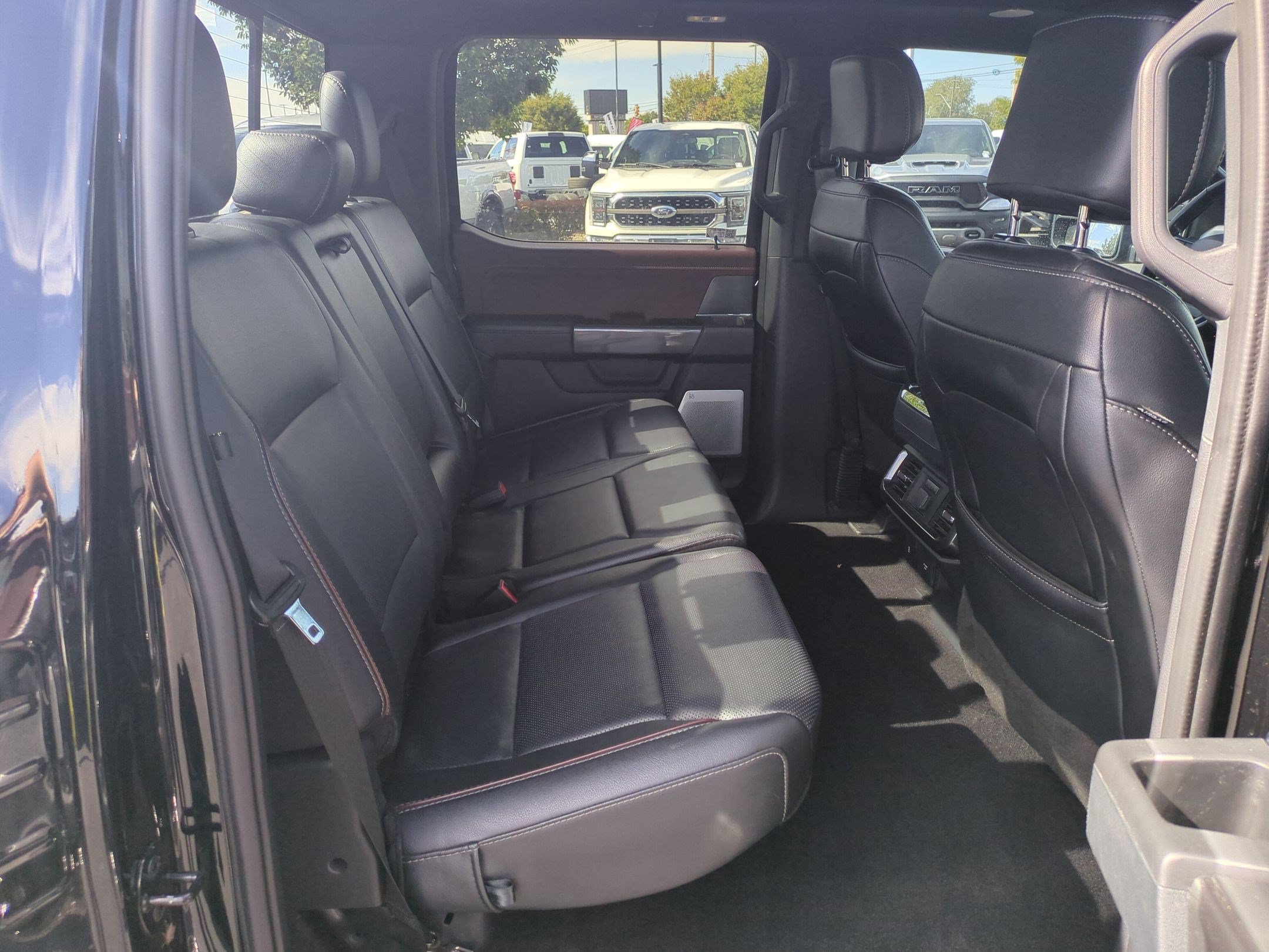 Used 2023 Ford F150 Lariat w/ Equipment Group 502A High AWD/4WD image 34