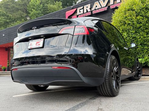 Used 2020 Tesla Model Y Long Range AWD/4WD image 13