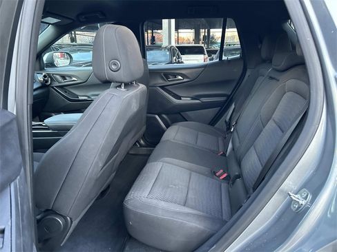 Used 2025 Chevrolet Equinox LT image 12