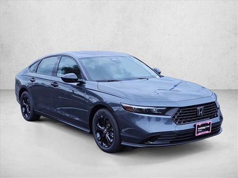 New 2025 Honda Accord SE image 6
