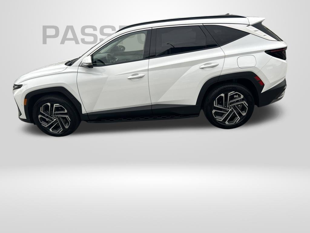 Used 2026 Hyundai Tucson Limited FWD image 2