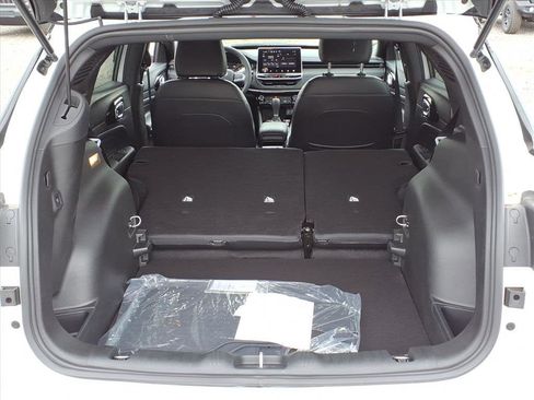 New 2026 Jeep Compass Limited image 8