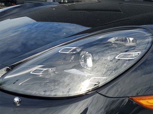 Used 2024 Porsche 718 Cayman image 15