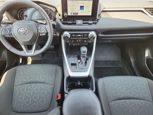 Used 2023 Toyota RAV4 XLE w/ Convenience Package AWD/4WD image 12