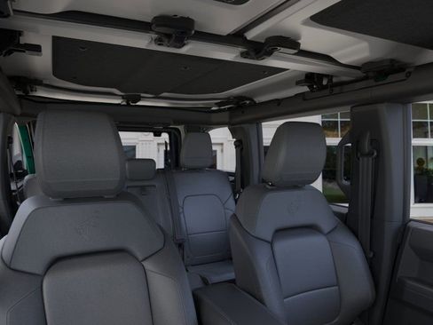 New 2025 Ford Bronco Badlands AWD/4WD image 12