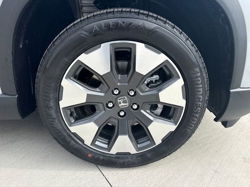 New 2026 Honda Pilot Elite image 10