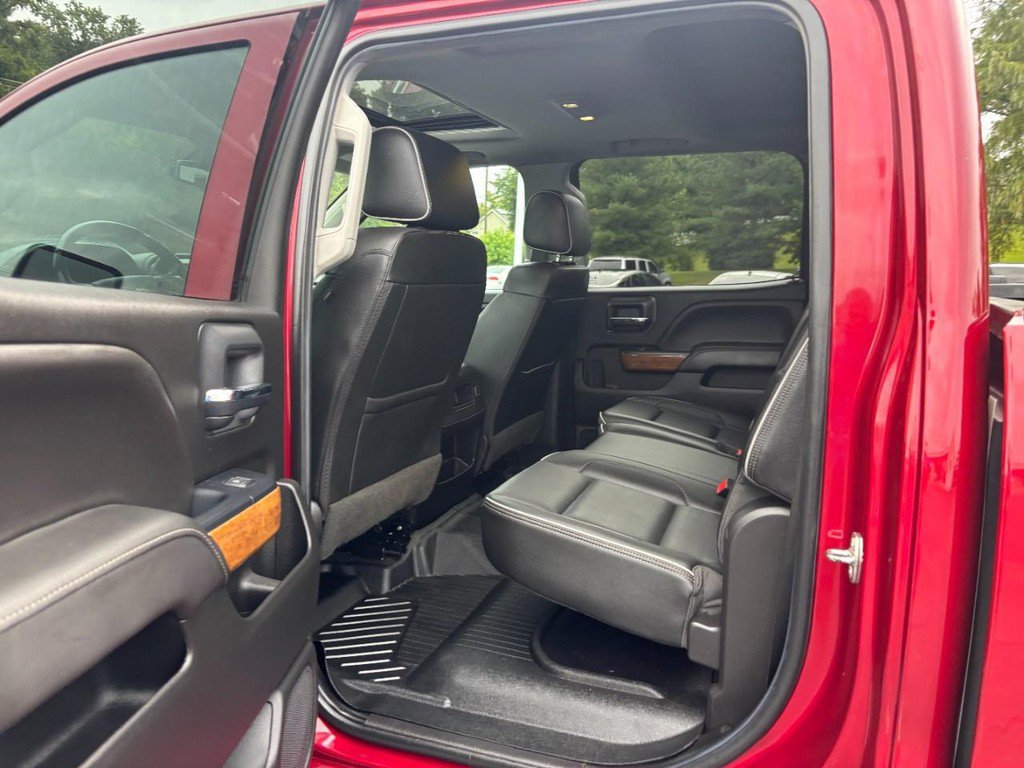 Used 2019 Chevrolet Silverado 2500 High Country w/ Duramax Plus Package AWD/4WD image 10