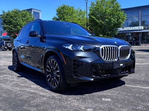 Used 2024 BMW X5 xDrive40i w/ M Sport Package AWD/4WD image 1