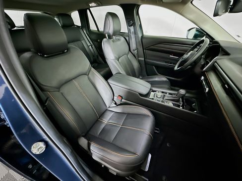 Used 2025 MAZDA CX-50 2.5 Hybrid w/ Premium Plus Pkg image 33