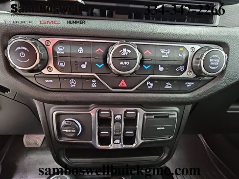 Used 2024 Jeep Wrangler Sport S image 20