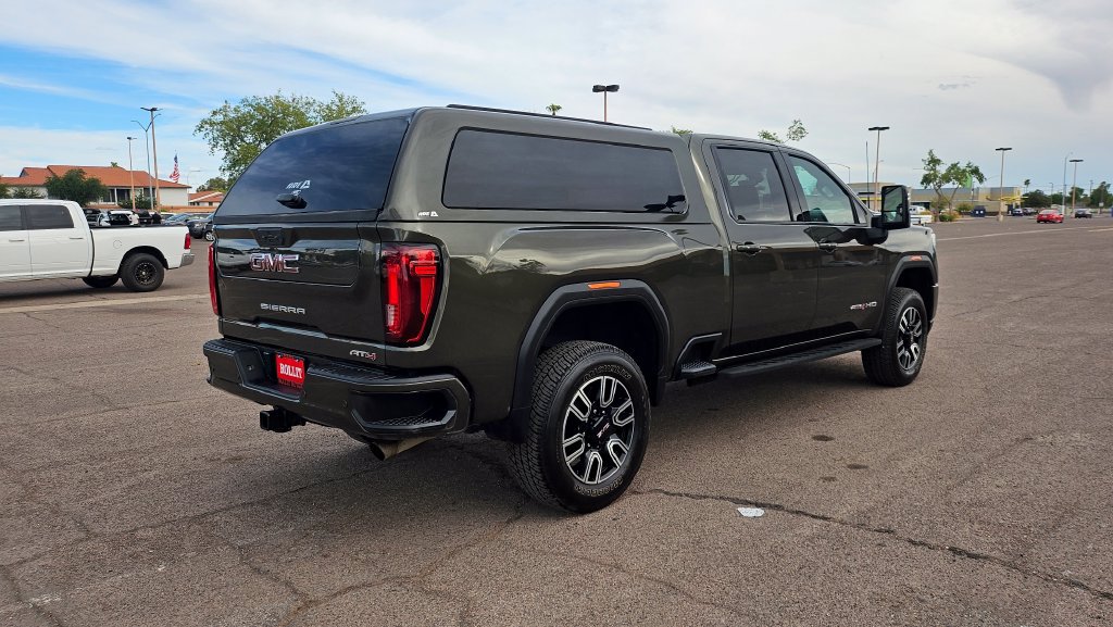 Used 2022 GMC Sierra 2500 AT4 w/ AT4 Premium Plus Package AWD/4WD image 11