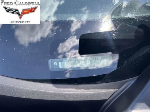 Used 2005 Chevrolet Corvette Convertible w/ Preferred Equipment Group RWD image 35